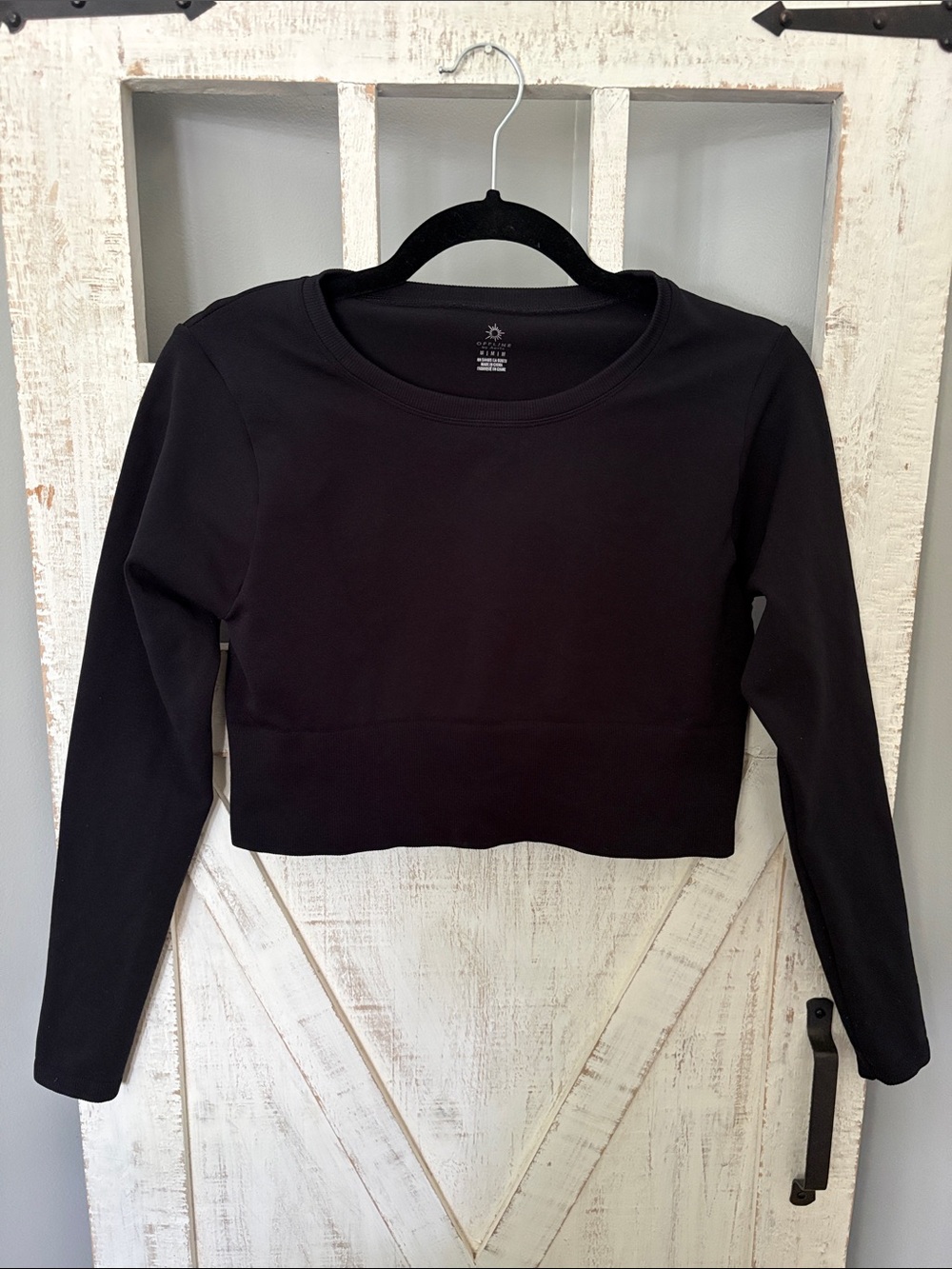 Offline by Aerie Black Cropped Long Sleeve Top